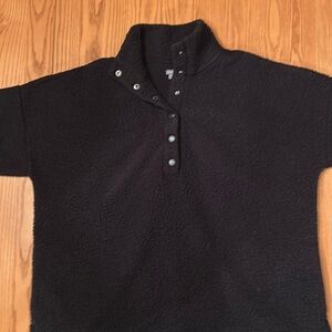 Aerie women’s black fleece quarter zip with snaps